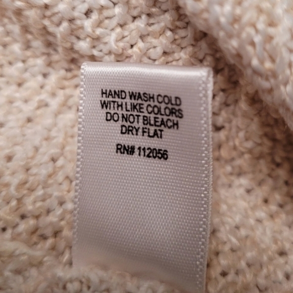 Zenana Outfitters Cream V-Neck Short Sleeve Waffle Knit Sweater - Picture 6 of 7